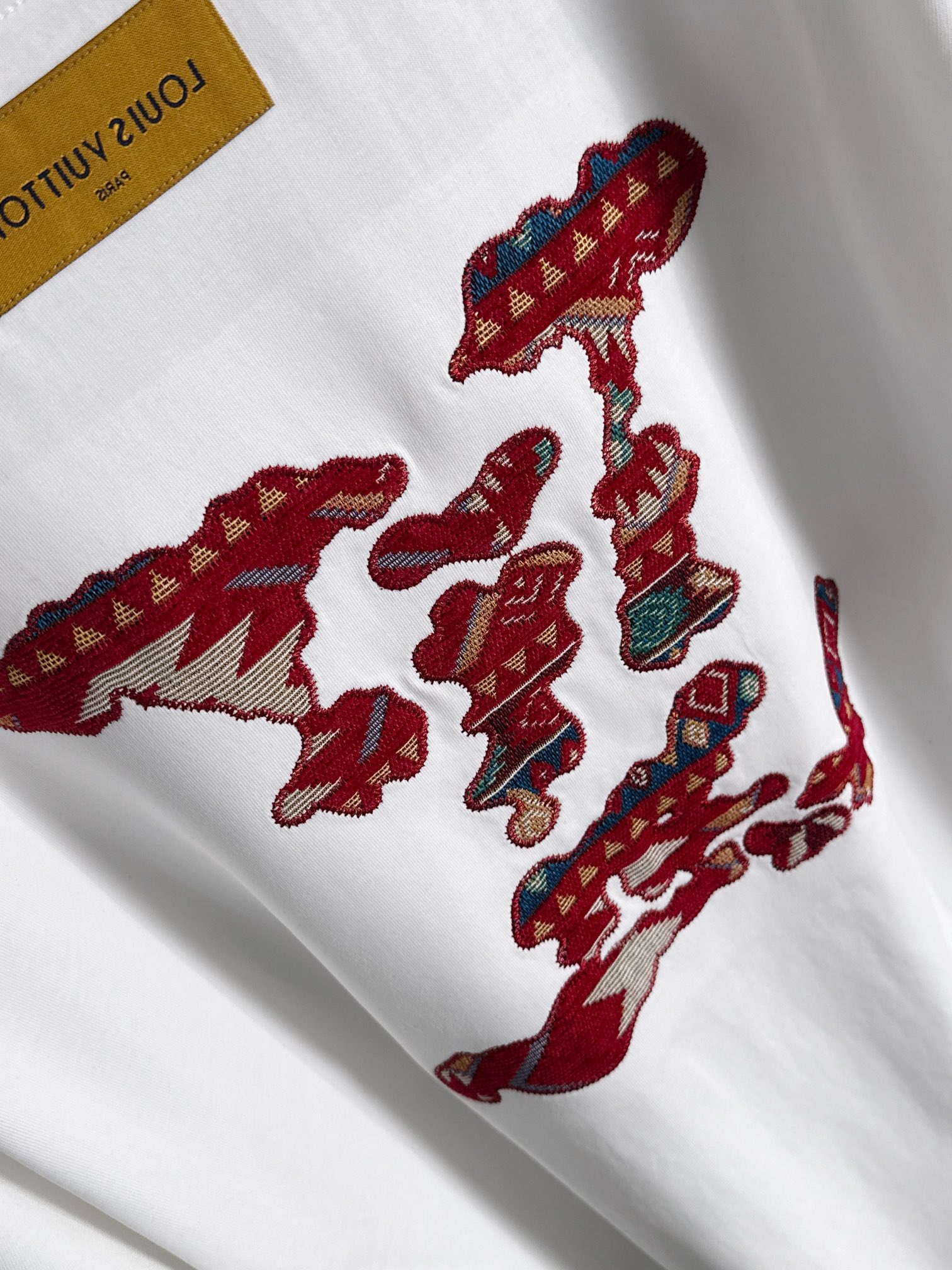 ルイ・ヴィトン 2025年春夏コレクション ブラック/ホワイト 半袖 T138021