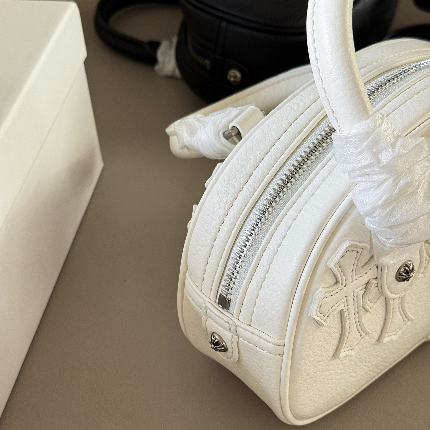 CHROME HEARTS クロムハーツ ロジウム加工 タイニー ジムバッグ セメタリークロスパッチ CHチャーム