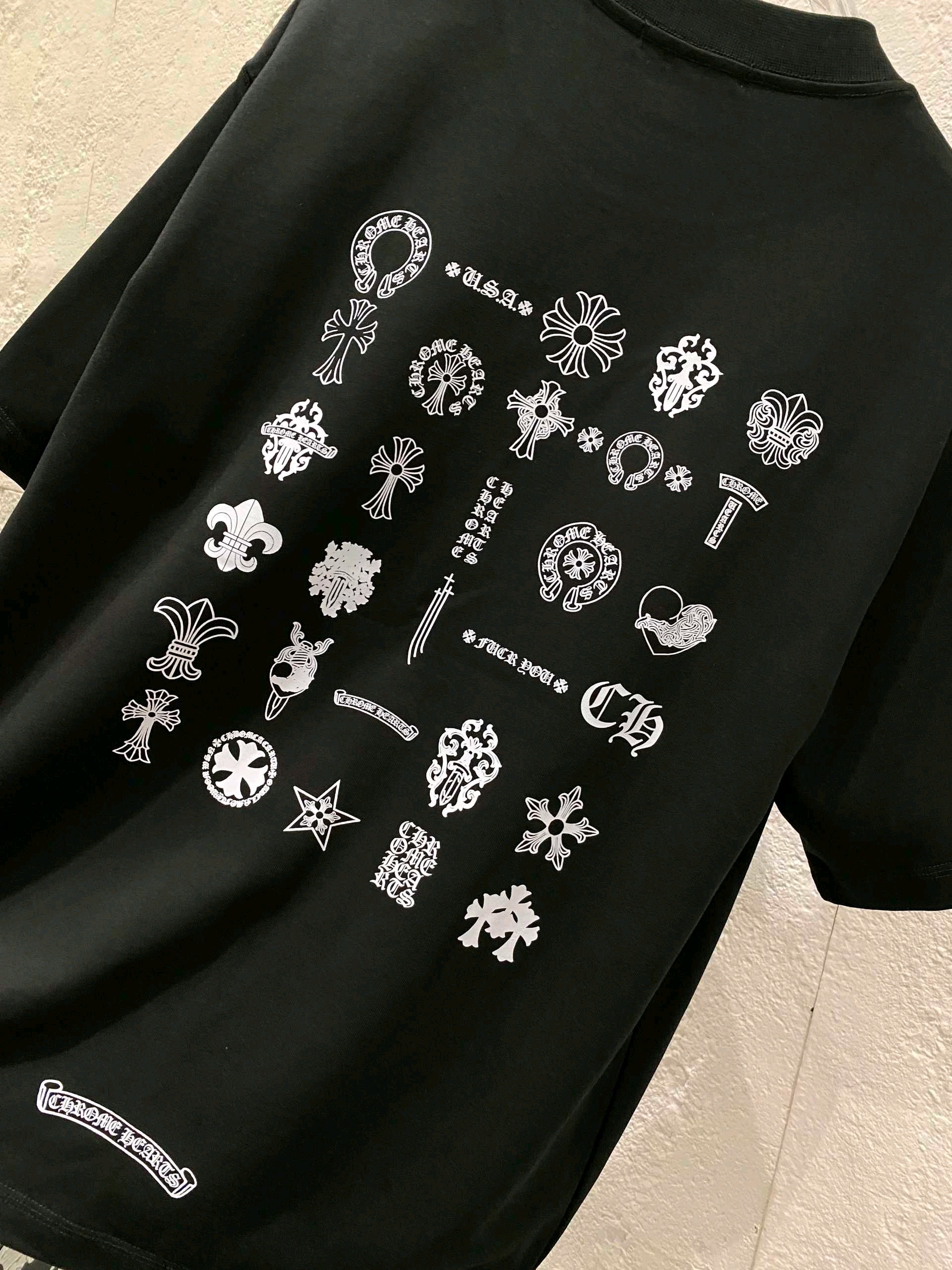 クロムハーツ【Chrome Hearts】 Tシャツ - 2026年春夏 新着商品