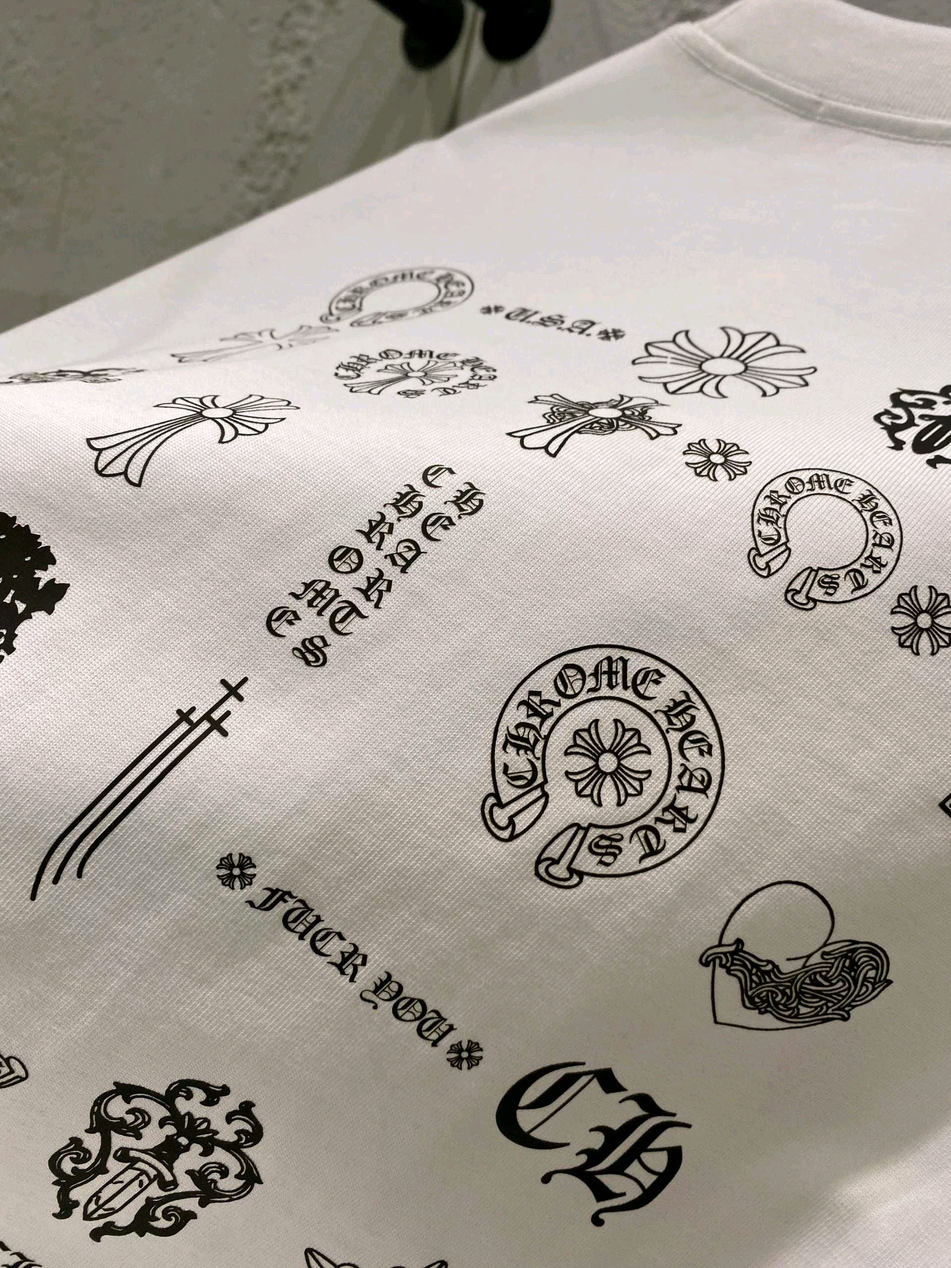 クロムハーツ【Chrome Hearts】 Tシャツ - 2026年春夏 新着商品