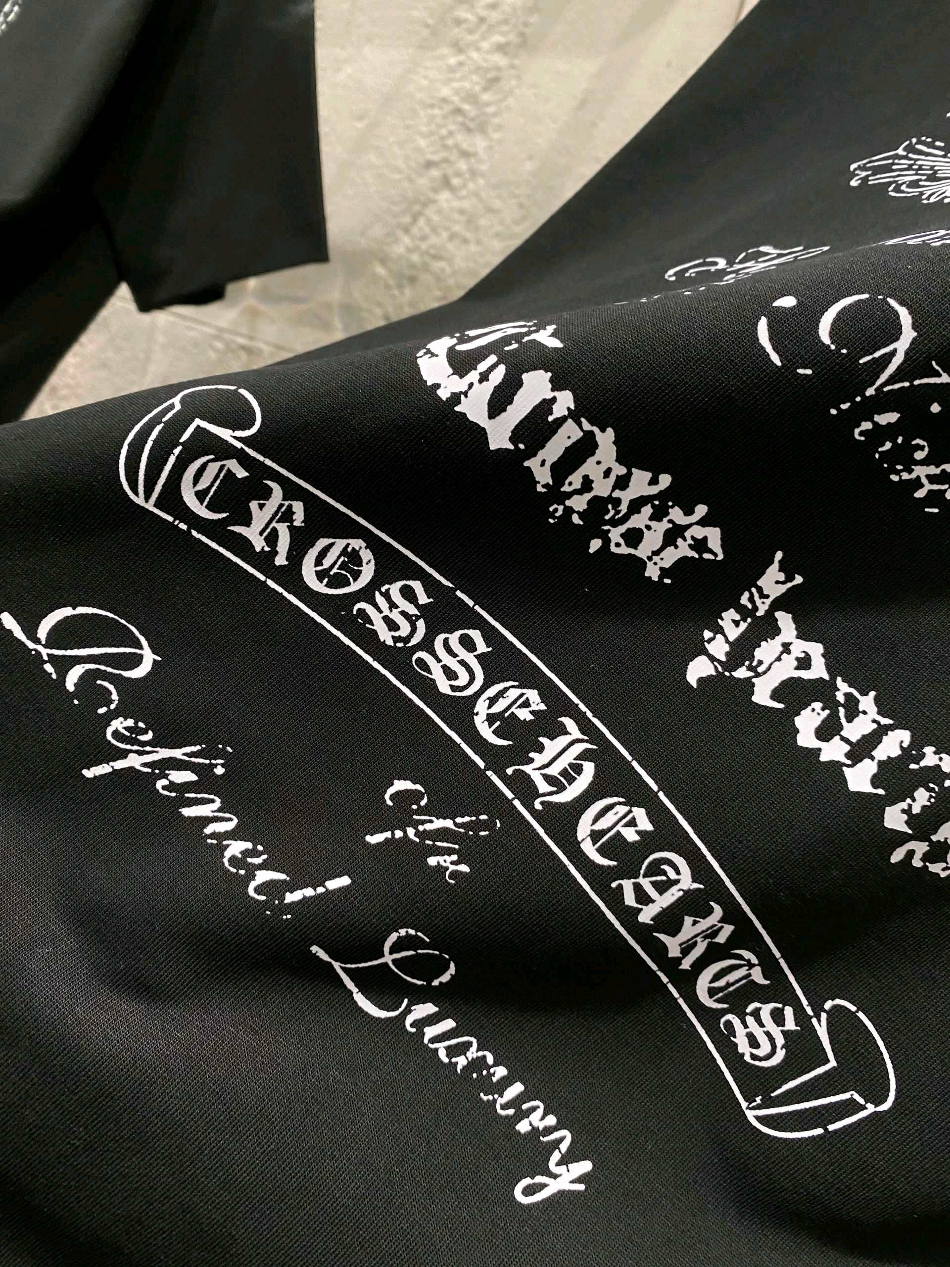 クロムハーツ【Chrome Hearts】 Tシャツ - 2026年春夏 新着商品 ブラック / ホワイト HT-26S01