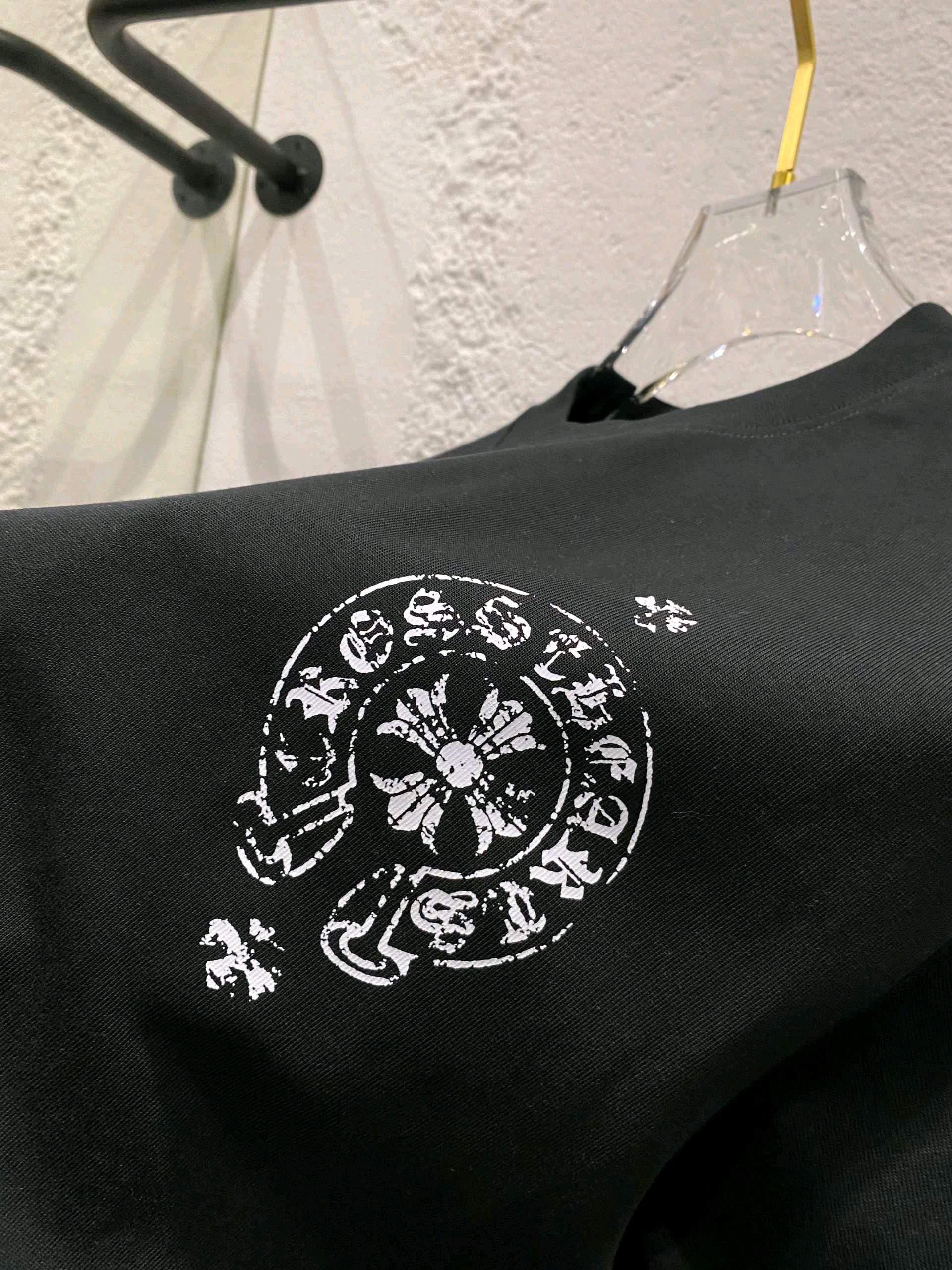 クロムハーツ【Chrome Hearts】 Tシャツ - 2026年春夏 新着商品 ブラック / ホワイト HT-26S01