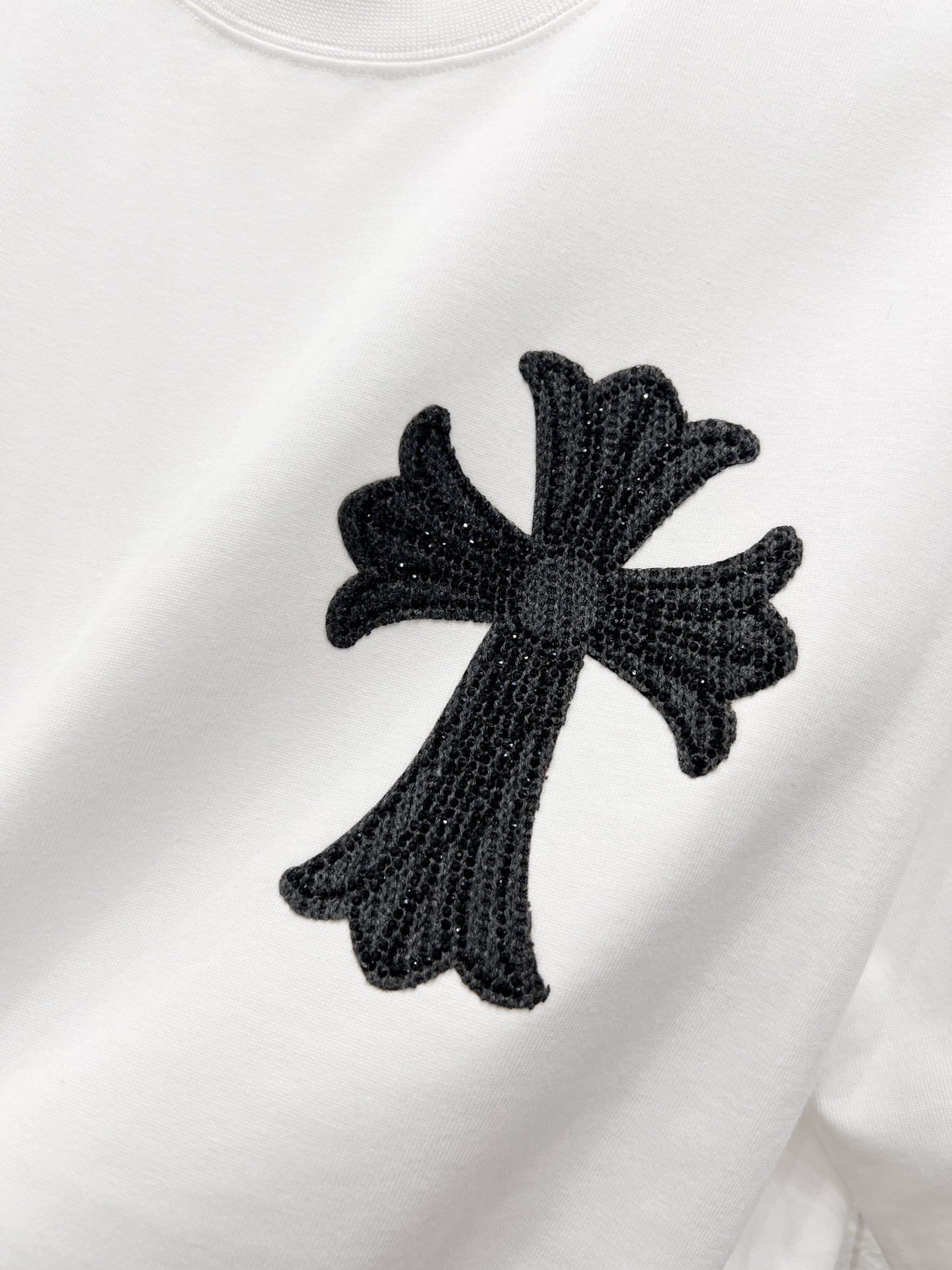 クロムハーツ【Chrome Hearts】 Tシャツ - 2026年春夏 新着商品 ブラック / ホワイト HT-26S02