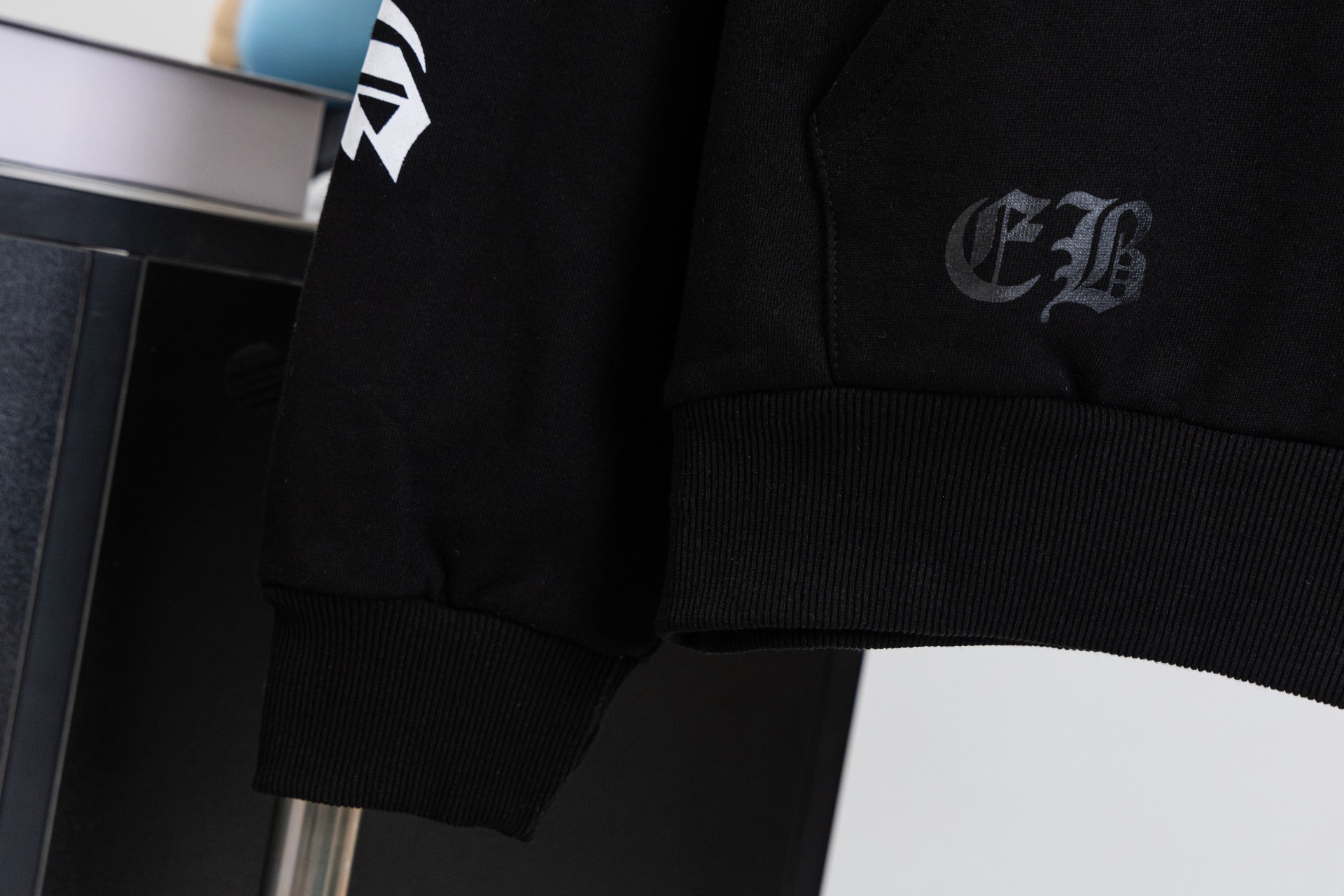 Chrome Hearts/クロムハーツ パーカー ロゴ ジップアップ ブラック サイズ:S~XL 男女兼用 G8805