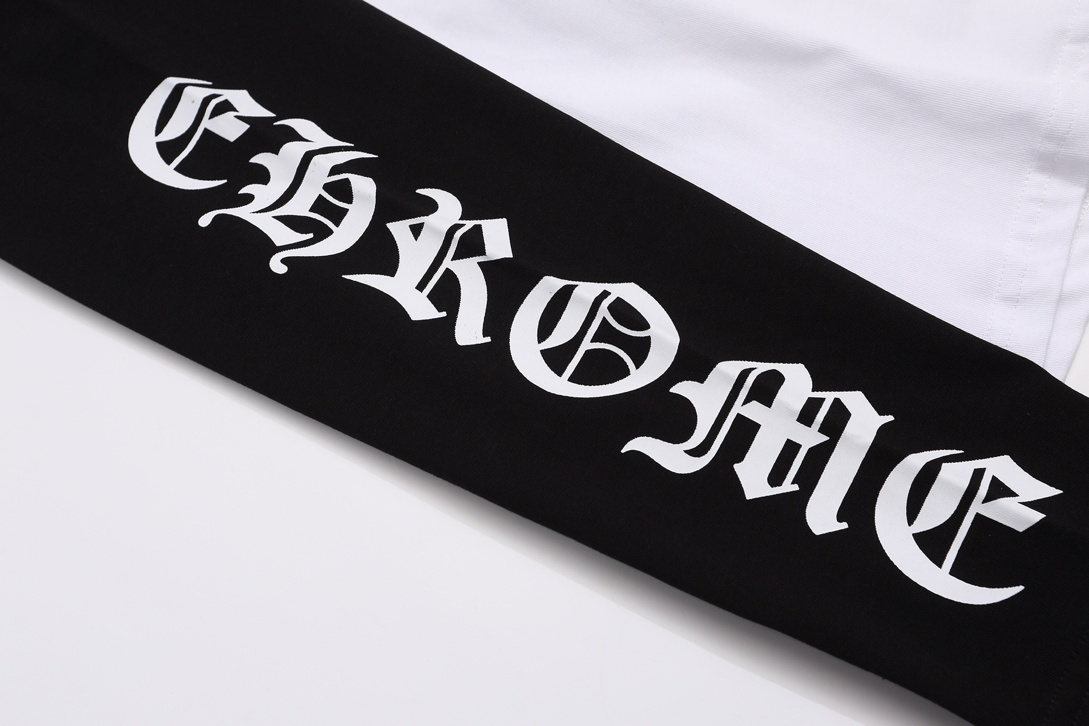 クロムハーツ ネックロゴ ホースシュー ラグラン ロンT｜長袖Tシャツ