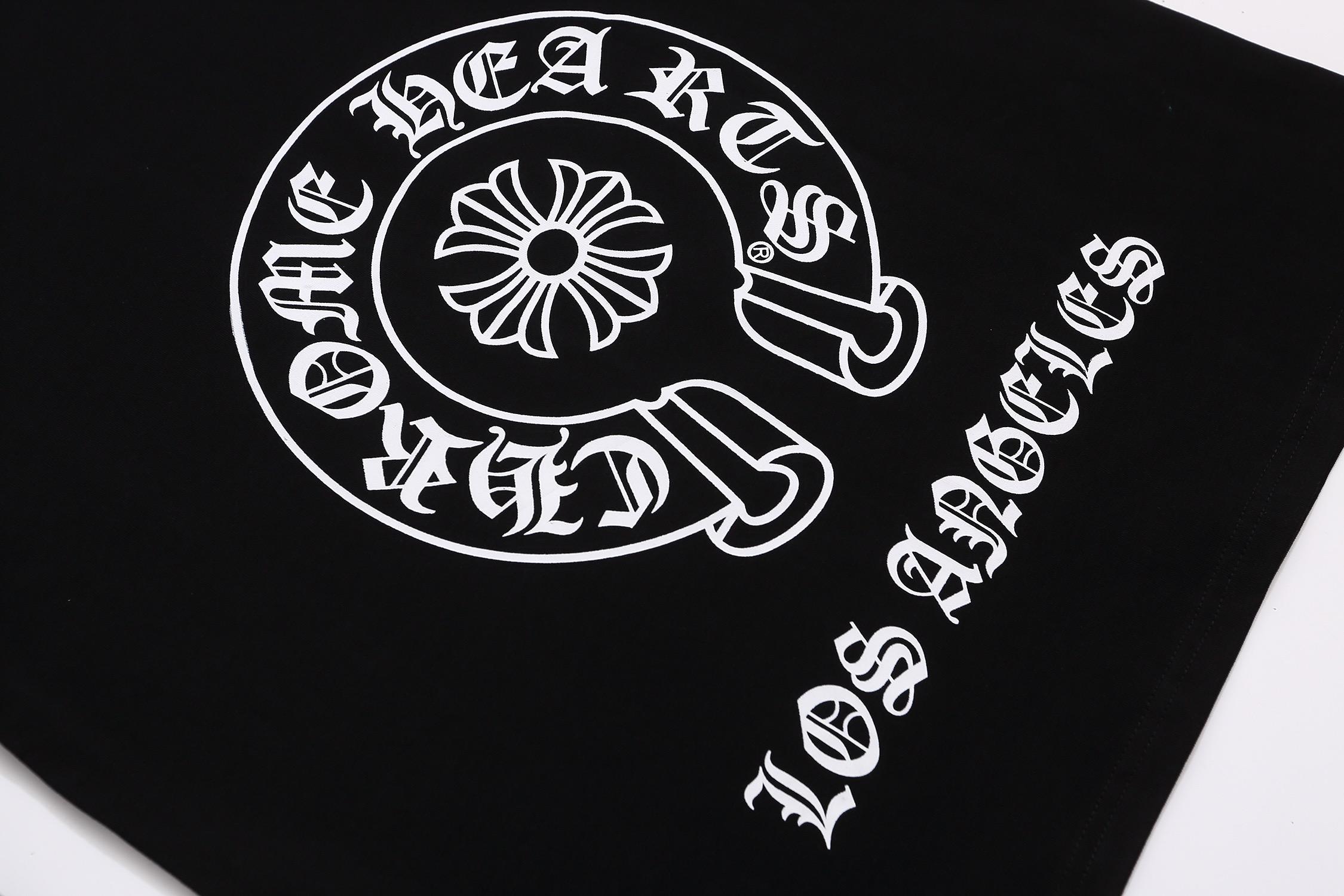 クロムハーツ ロサンゼルス限定 ホースシュー ロンT｜ポケット付き長袖Tシャツ