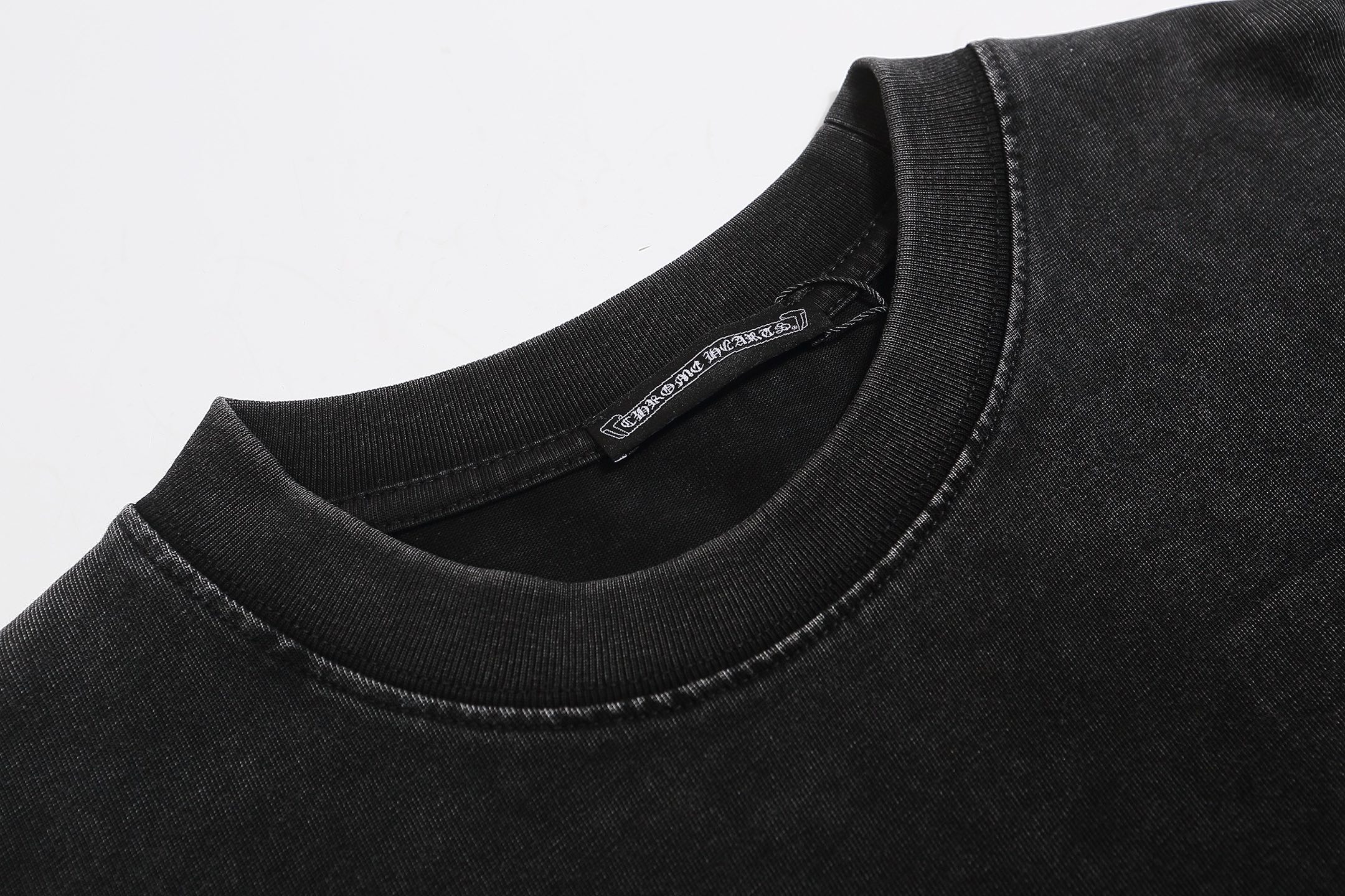 クロムハーツ ウォッシュドピグメント ホースシュー レザーパッチ ロンT｜長袖Tシャツ メンズ