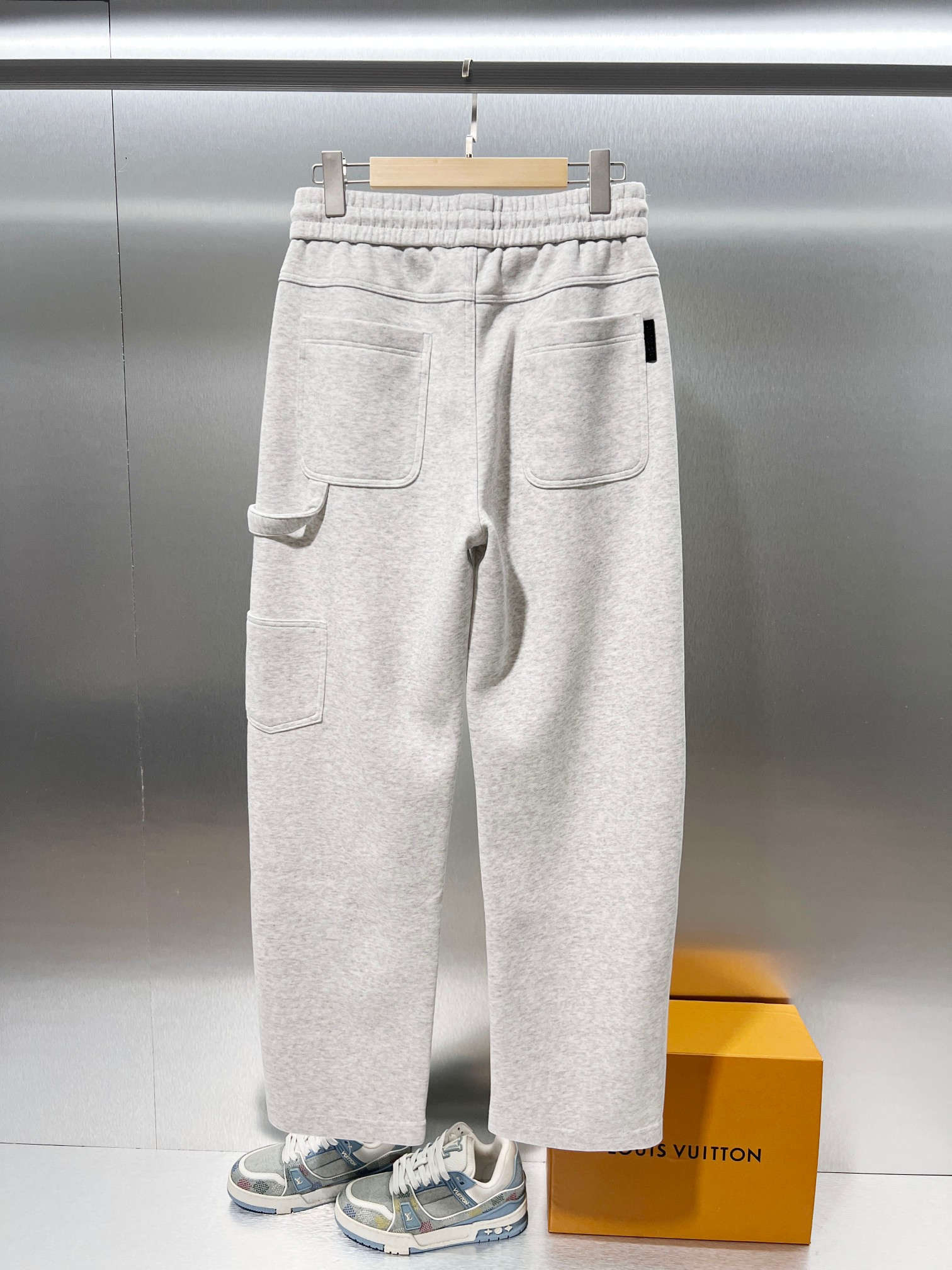クロムハーツ マルチクロスパッチ ワイドレッグ スウェットパンツ