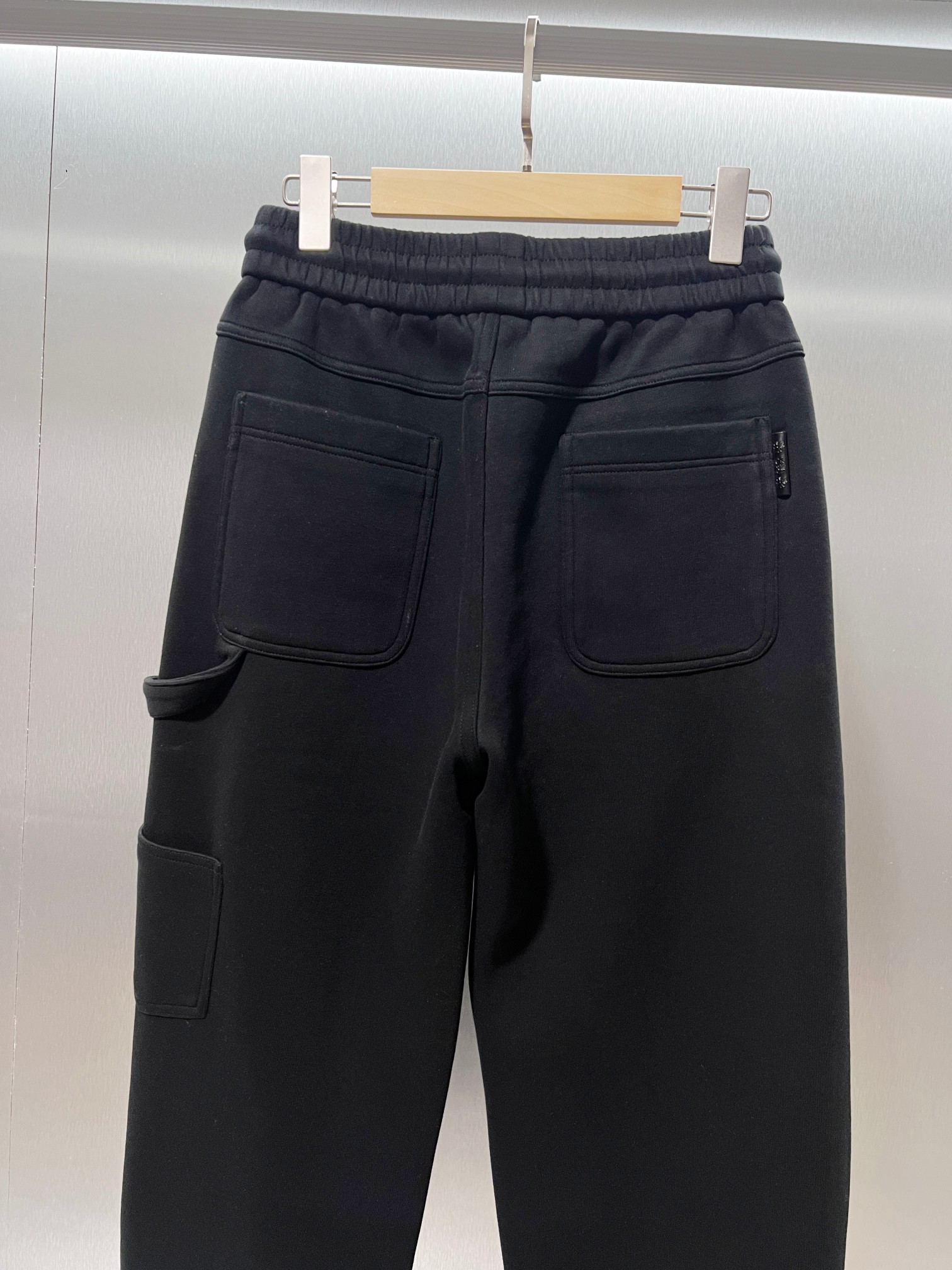 クロムハーツ マルチクロスパッチ ワイドレッグ スウェットパンツ