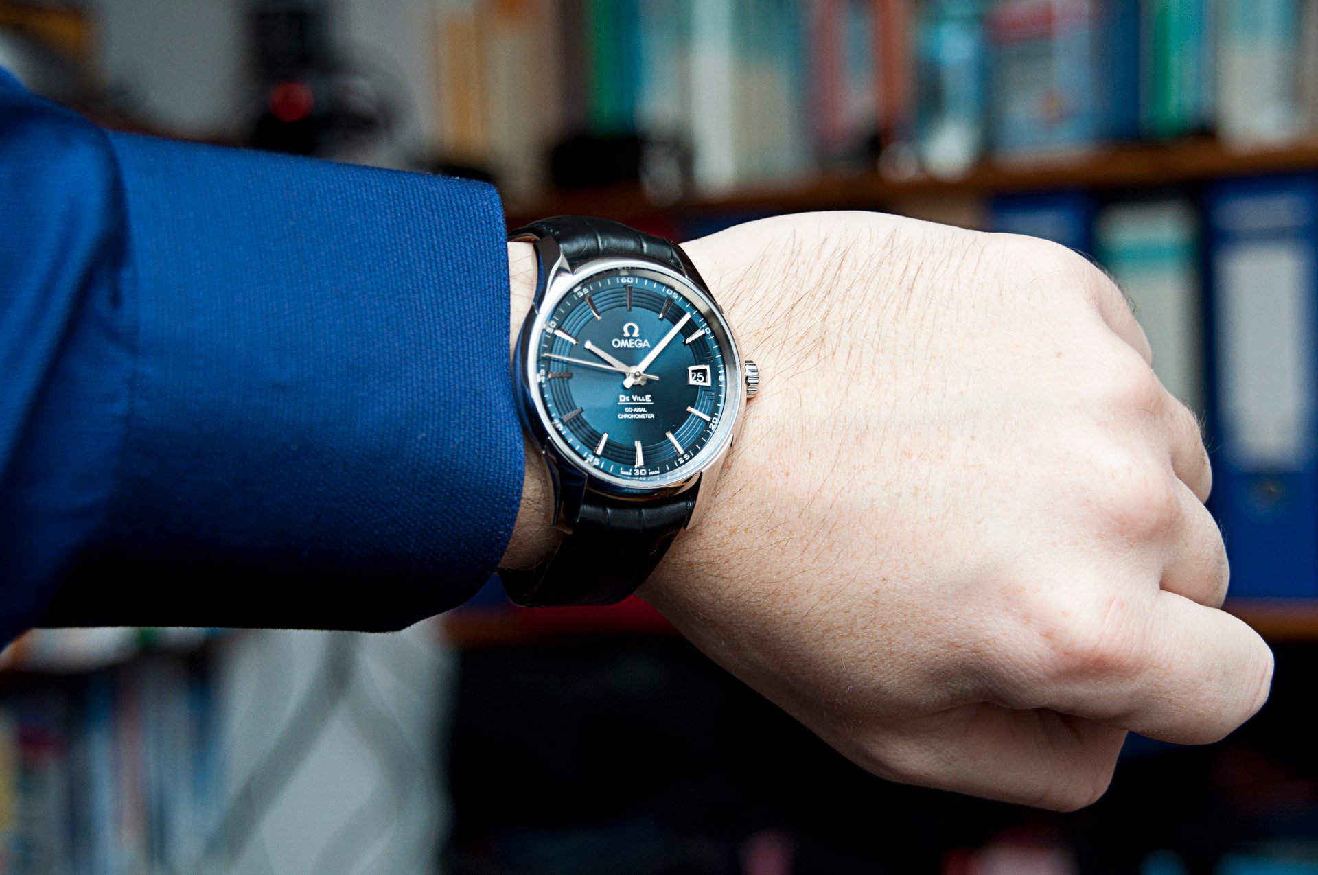 オメガディスクフライシリーズ腕時計431.33.41.21.03.001(明るいブルー)