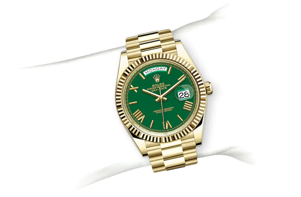 ROLEXロレックスの曜日カレンダー型シリーズm228238-0061腕時計です
