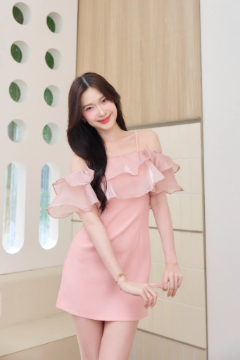 DS0145# เดรสงานแต่ง มินิเดรสผ้าสูท (ผ้าไม่ยืด) แต่งระบายผ้าแก้วสวยๆ สายเดี่ยว ทรงสวยเข้ารูป ใส่ออกงานได้ น่ารักมากๆ