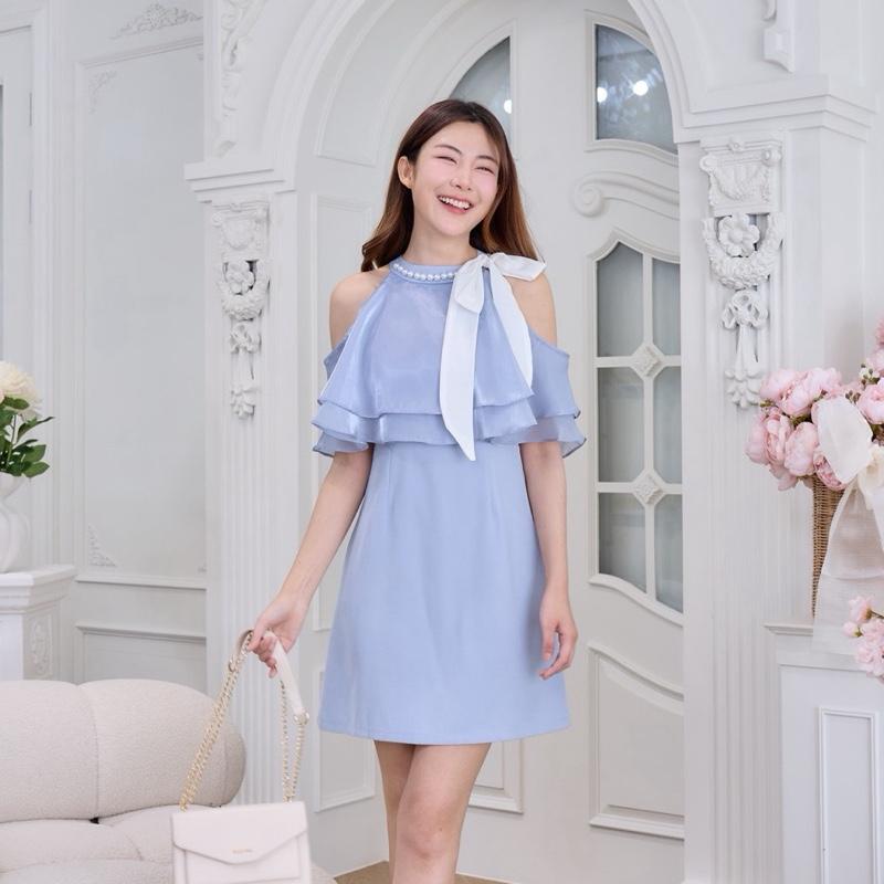 【Karlyn】FZ-CC-H76# เดรสงานแต่ง เดรสผ้าสูท(ผ้าไม่ยืด) แต่งระบายผ้าแก้วมันวาว ดีเทลมุกผูกโบว์ สวยหรู ใส่ได้หลายโอกาส