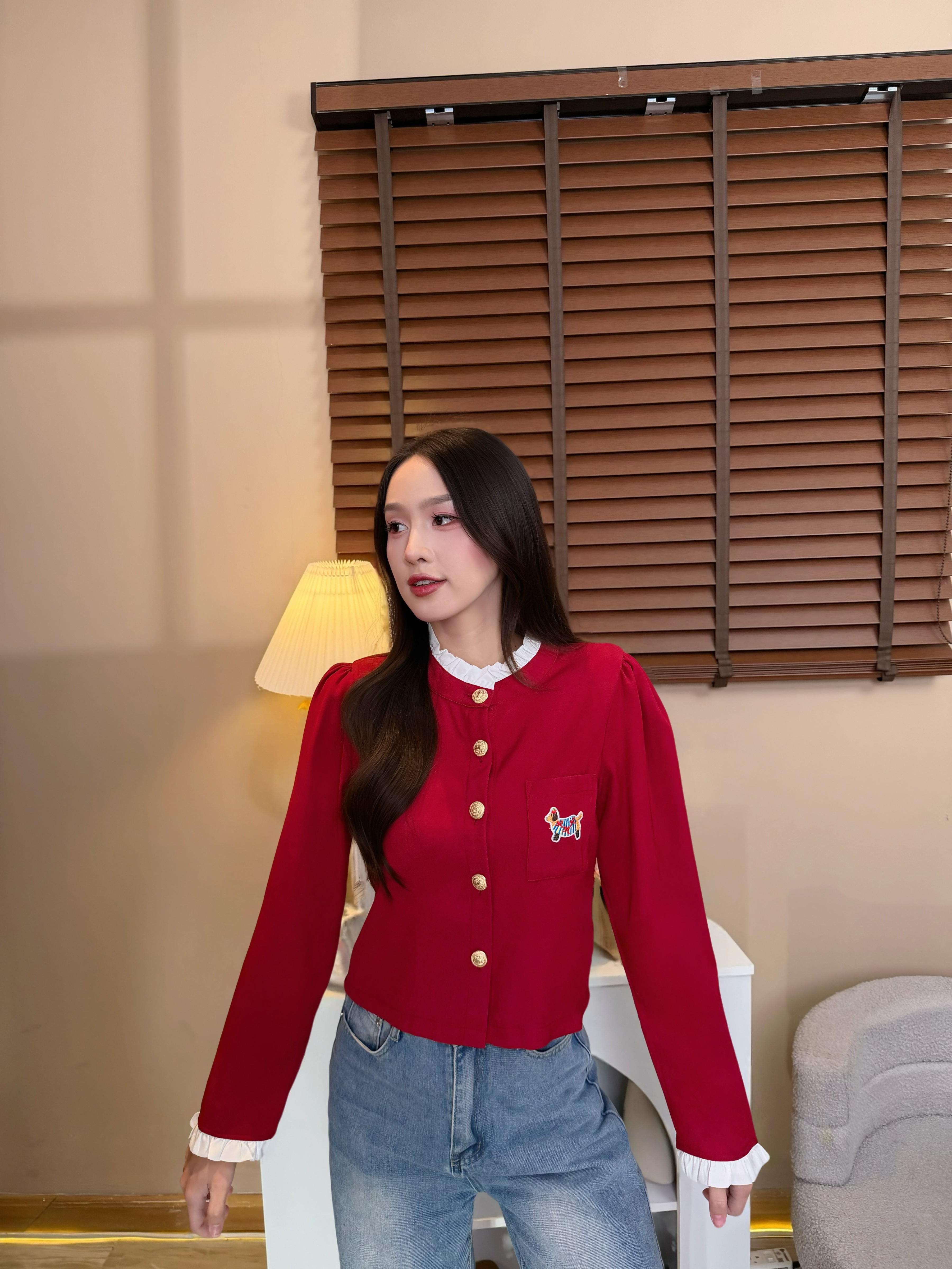 FZ-CC-I32# เสื้อคลุมผ้าสูท(ผ้าไม่ยืด อกใหญ่) คอกลม แต่งระบาย กระดุมใช้งานได้จริง ปักลายน้องหมา  น่ารักมาก