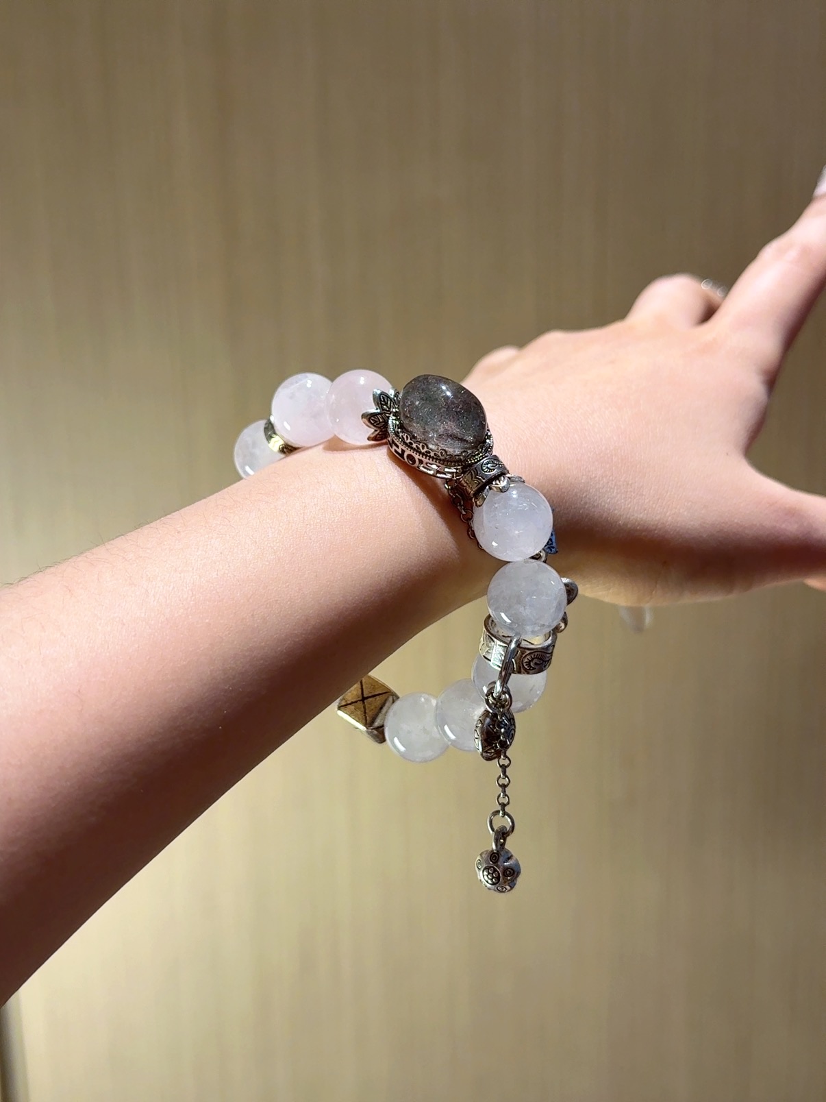 白幽靈魔盒手串