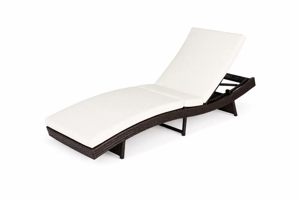 Outdoor Rattan Recliner with Cushion Brown/White