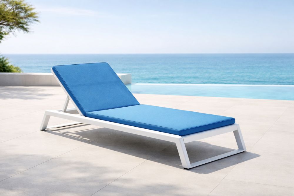 Aluminum Outdoor Chaise Lounge with Blue Polyester Cushions-Lumestio