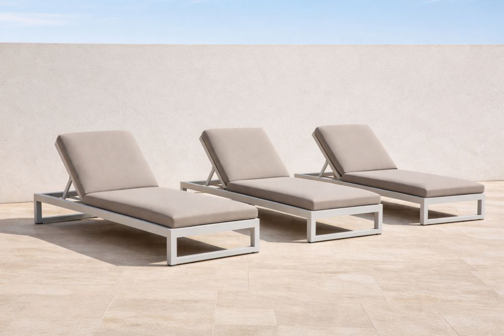 Outdoor Adjustable Sun Lounger Set Aluminum Frame with Cushions-Lumestio