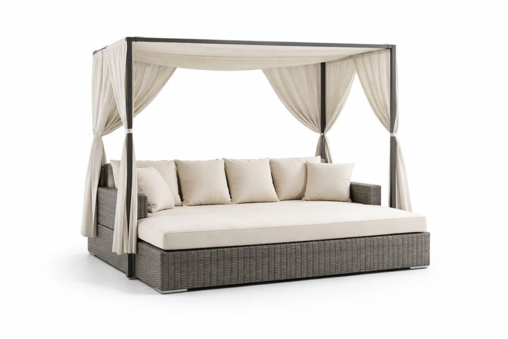 Outdoor Wicker Daybed Canopy with Polyester Cushions Beige Steel Frame Length 200cm