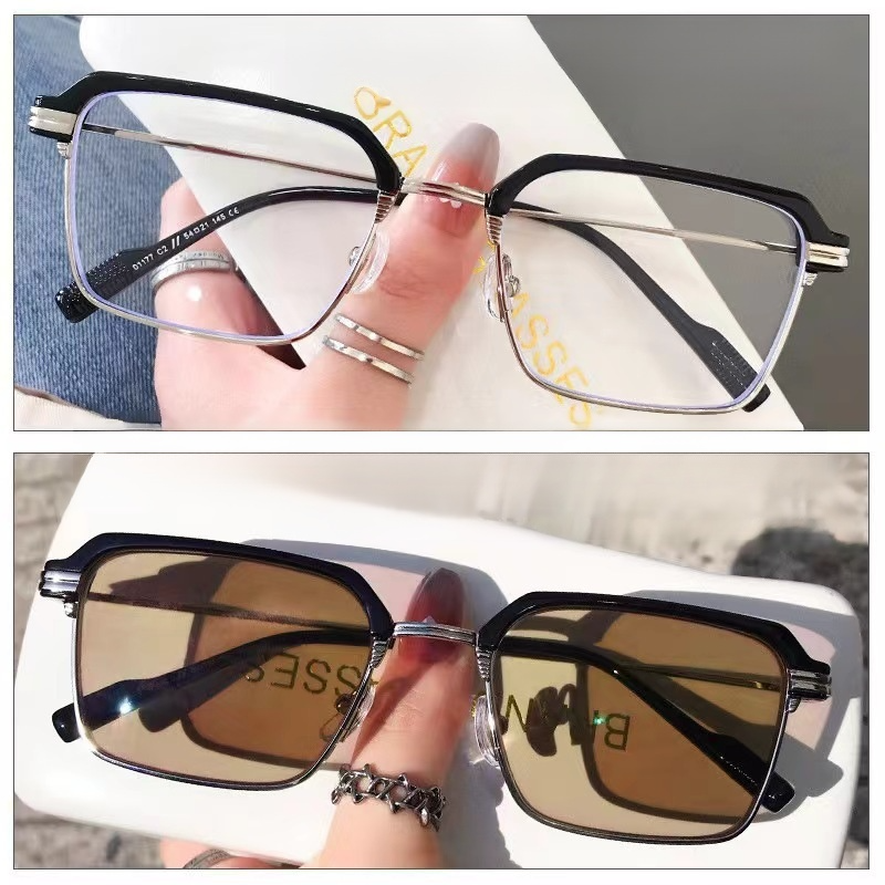 [Far and near use] Color-changing reading glasses