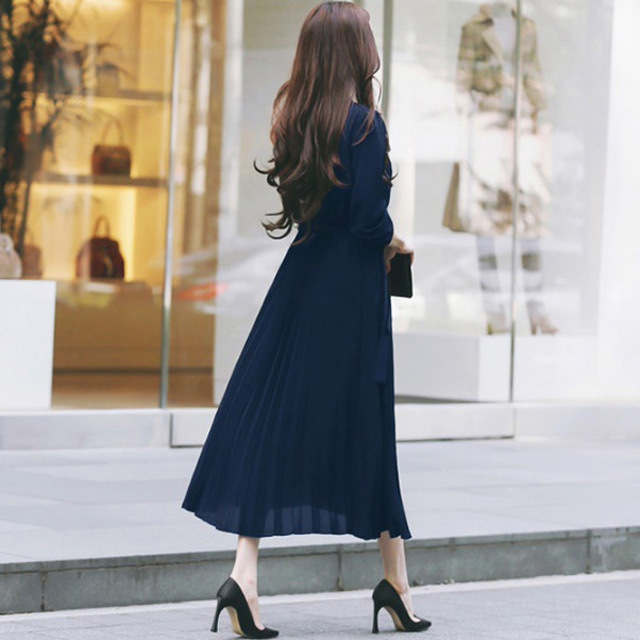 Chiffon Long-Sleeved Pleated Dress
