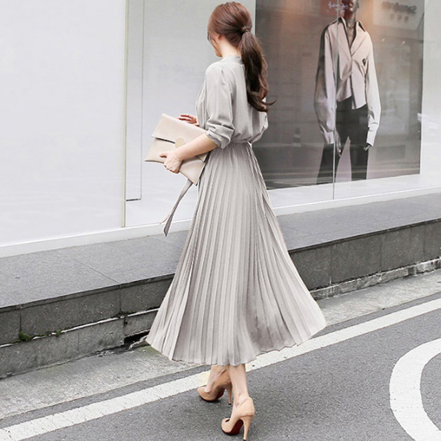 Chiffon Long-Sleeved Pleated Dress