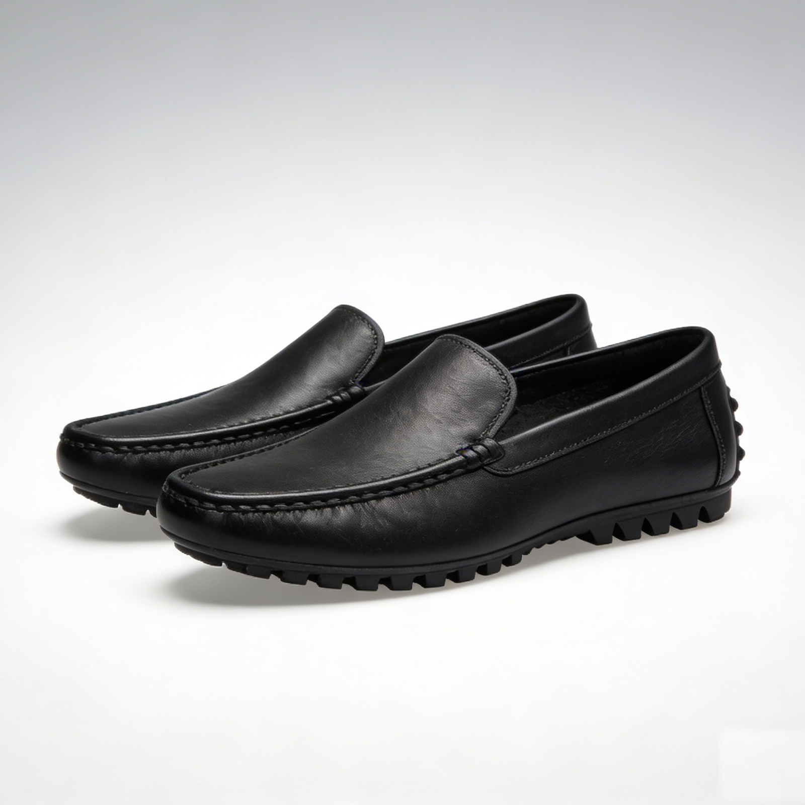 รองเท้าสลิปออนสำหรับผู้ชาย