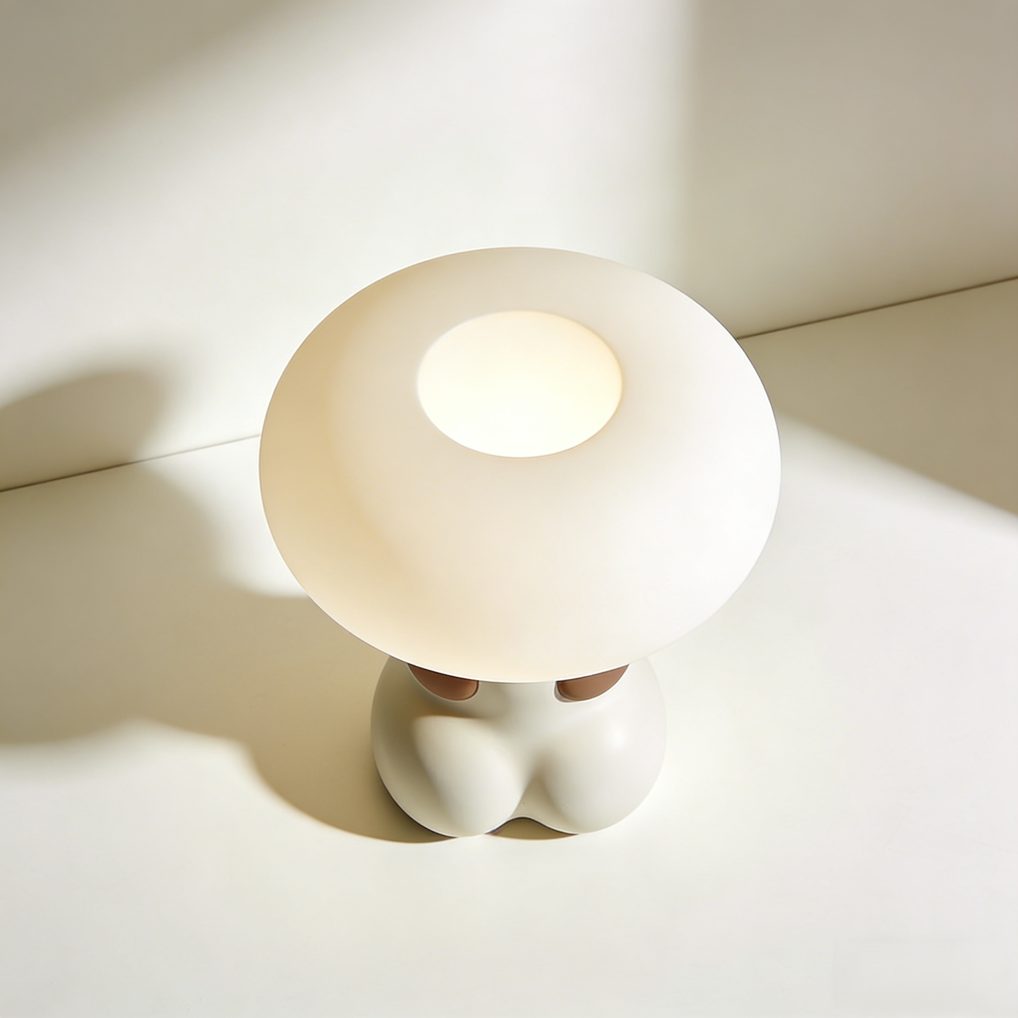 Cute children's table lamp for bedroom decor