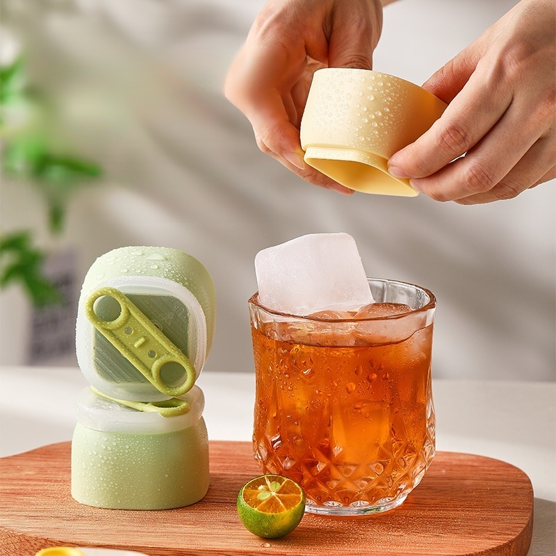 Soft silicone square ice cube mold