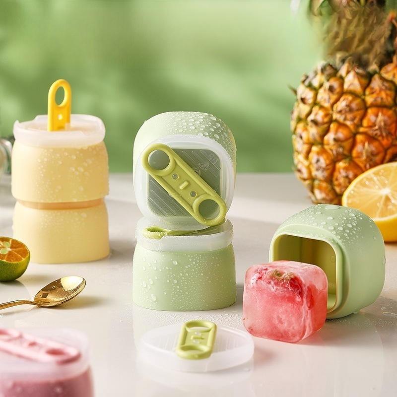 Soft silicone square ice cube mold