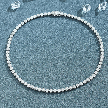 Double-secure moissanite plum blossom necklace for women, simple and versatile, super shiny collarbone chain, exquisite neck chain, birthday gift for girlfriend