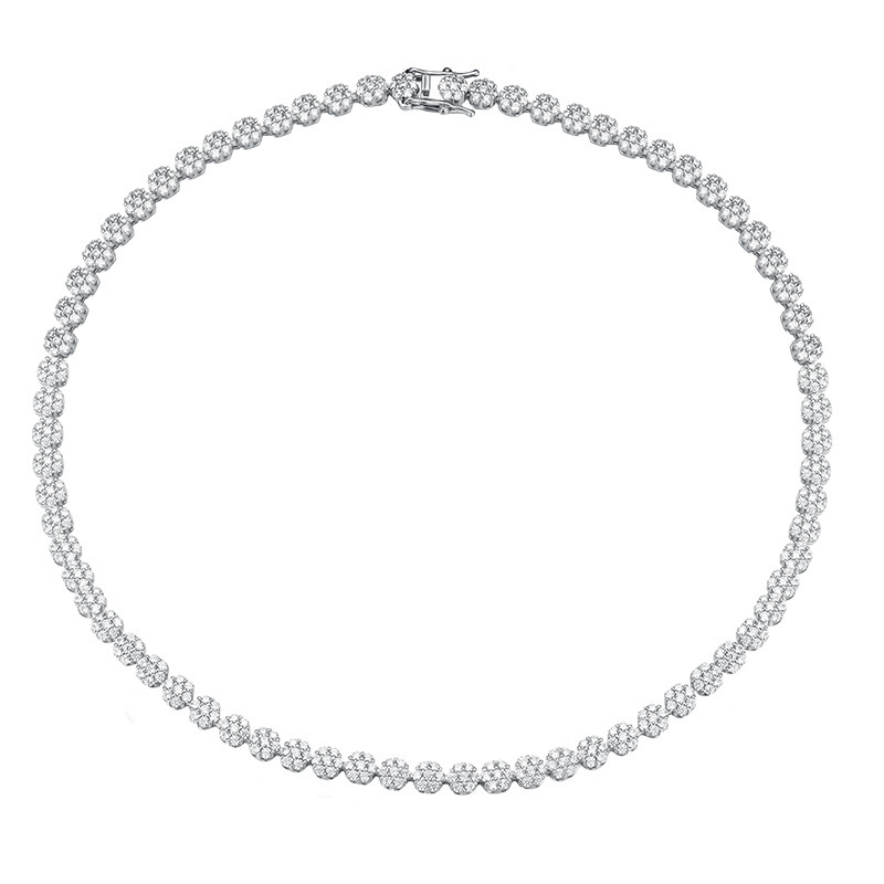 Double-secure moissanite plum blossom necklace for women, simple and versatile, super shiny collarbone chain, exquisite neck chain, birthday gift for girlfriend