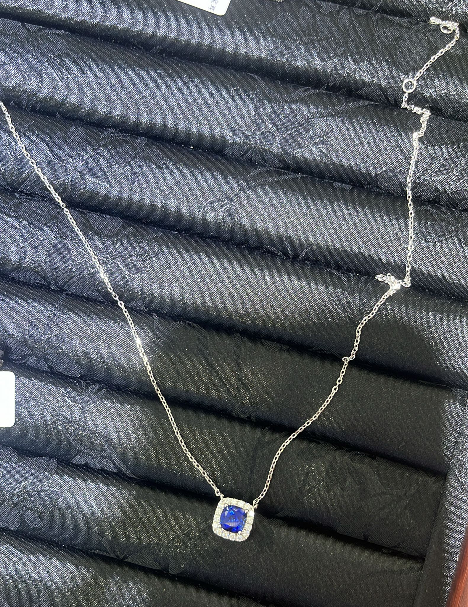H27 2CT LABGROWN BLUE CUSHION CUT SURR MOS DIA NECKLACE