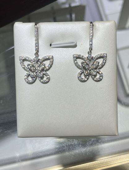 H33 MOS HOLLOW BUTTERFLY WINGS  DANGLING EAR HOOK