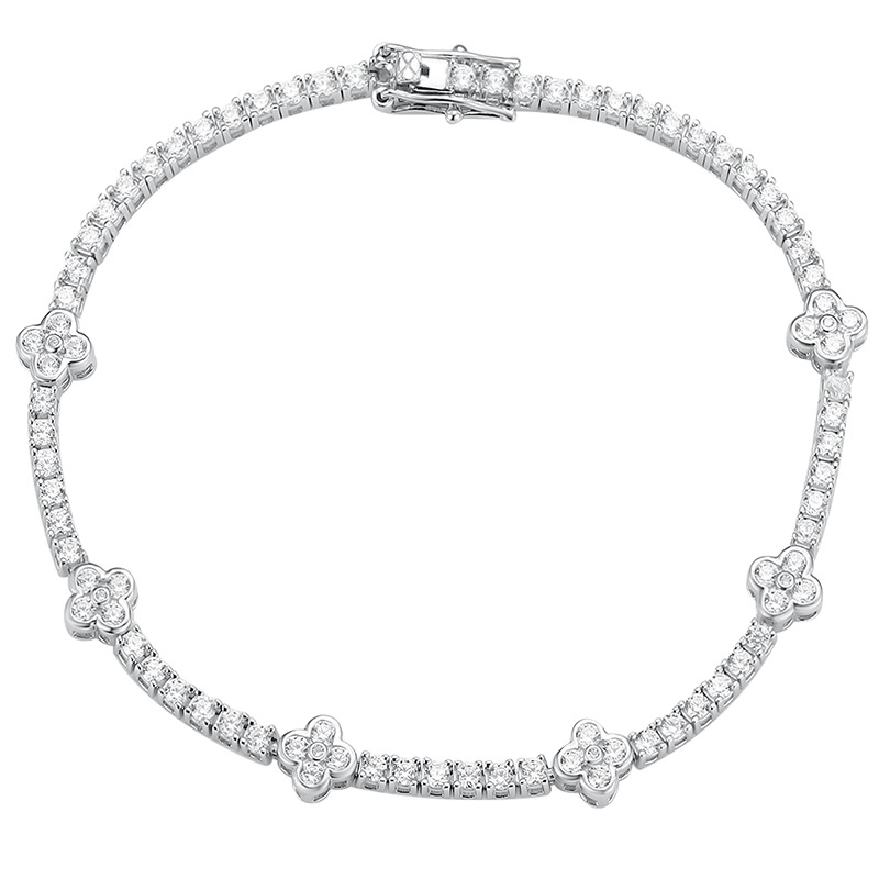 Shining Versatile Lucky Four-Leaf Clover Moissanite Bracelet for Women, Prismatic and Round, Pure Silver, Niche Design, Light Luxury, Full of Diamonds