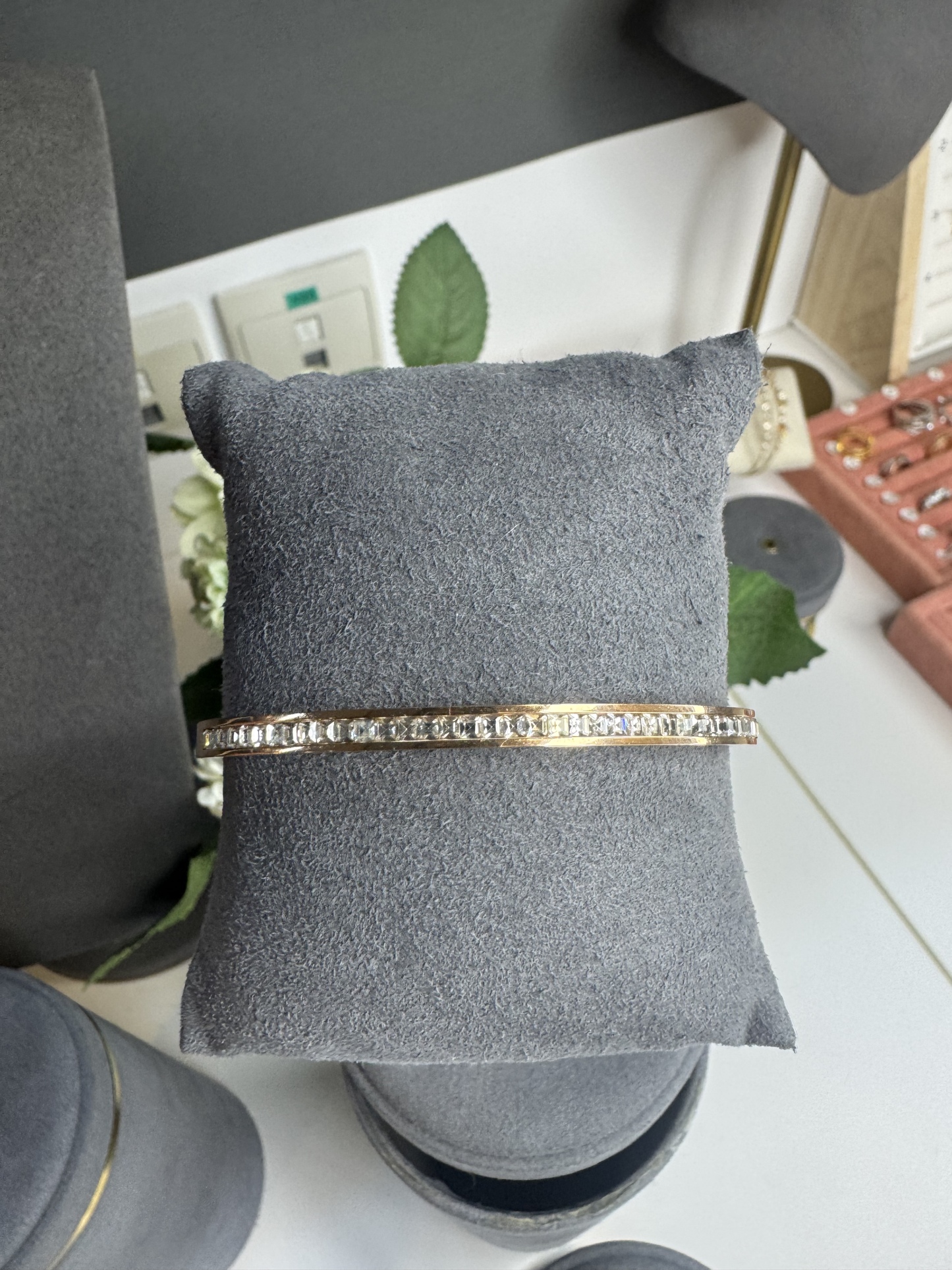 B22 FULL DIA RG BANGLE