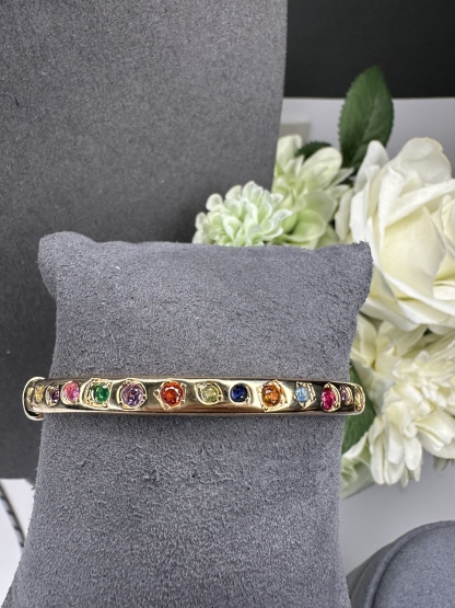 RAINBOW 360 GOLD BANGLE(B11) WITHIN 17CM