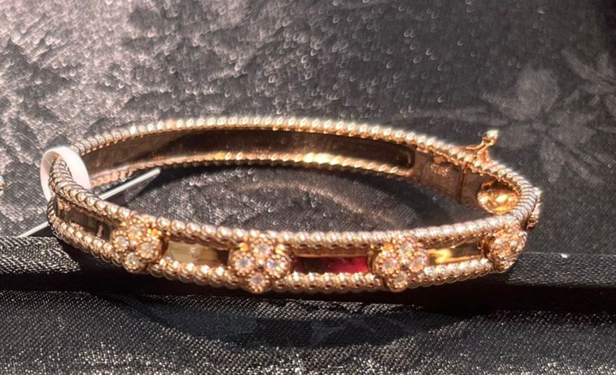 H25 MOS SLIM WAN HUA TONG RG BANGLE