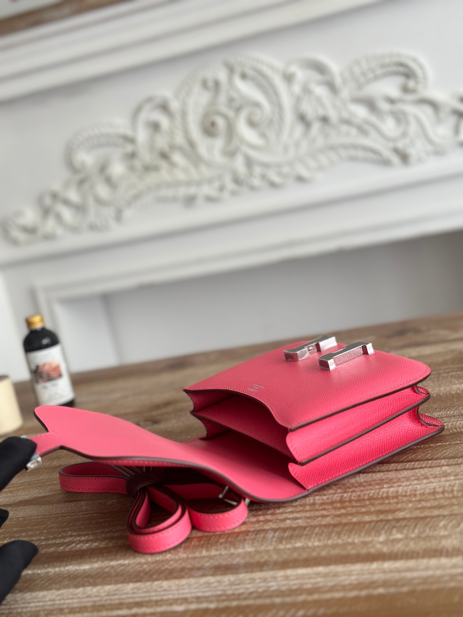 康康  空姐包  
constance  19cm  
epsom掌紋小牛皮  半收工  蠟線縫製