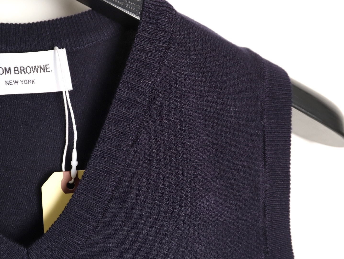 🔝THOM BROWNE TB 彩條V領羊毛針織連衣裙
原版定制面料 輔料 
尺碼：1 2 3