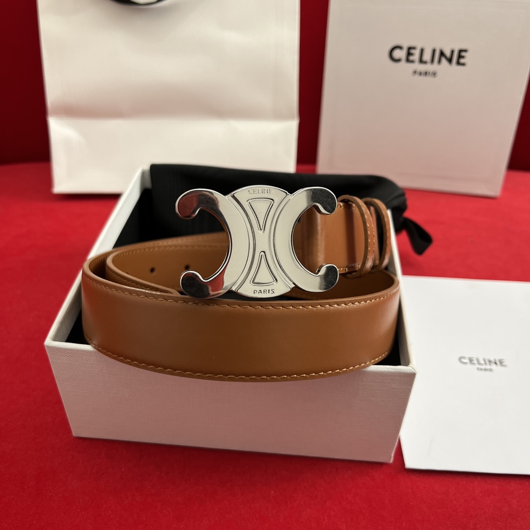 Celine/賽琳 款凱旋門腰帶 寬度3.0cm 男女通用款 💯採用數量稀少的原廠專用小牛皮 搭配精緻凱旋門搭扣 獨家頂級手工 進口邊油