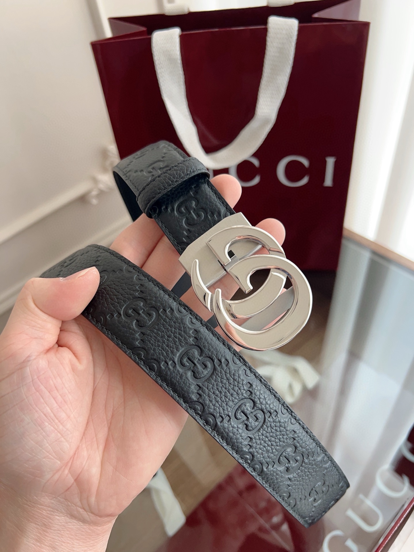Gucci 古馳 自動平滑扣腰帶 精鋼打造五金 寬度35MM寬 雙面頭層牛皮 自由裁剪設計。