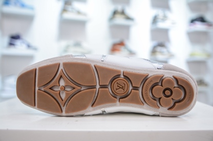 
LOUIS VUITTON lv Sneakerina 2025早春發佈新款德訓鞋芭蕾舞鞋
尺碼：35-44