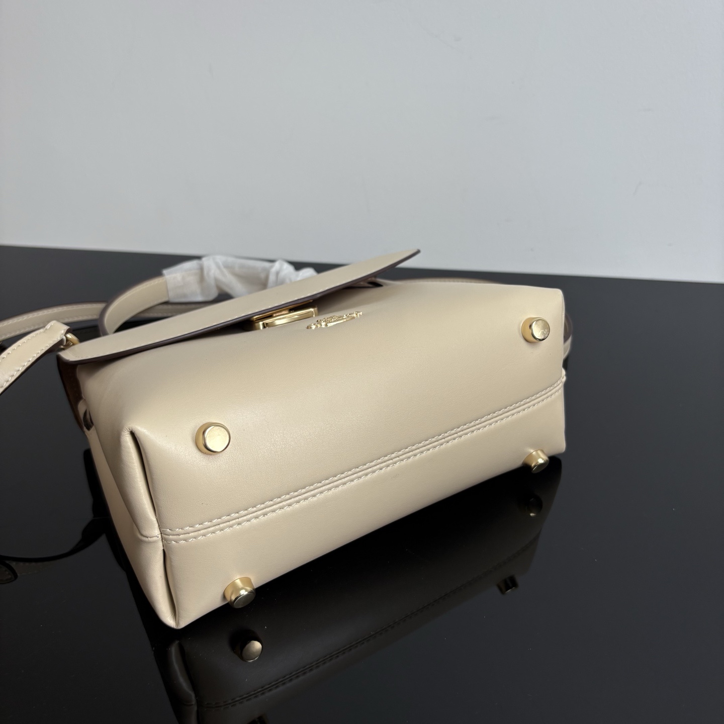 
COACH/蔻馳官方 奧萊款Emory 25女士皮質單肩手提包腋下包CCE54尺寸22.5*17.5*11