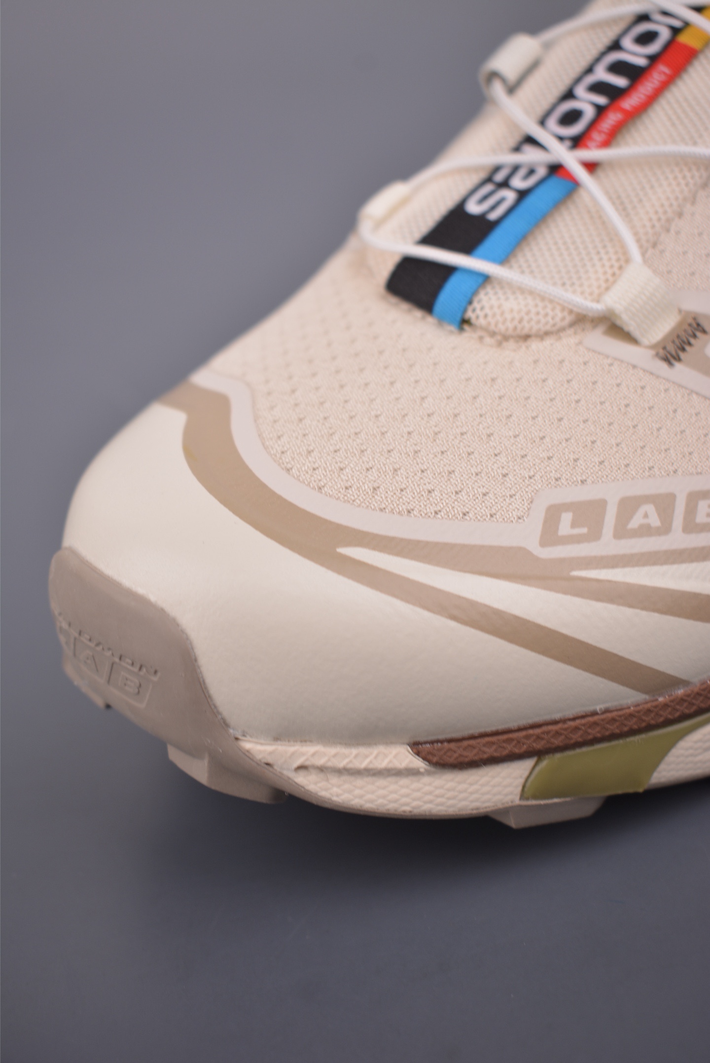 -薩洛蒙 Salomon XT 
QUEST GTX 探索者系列 
潮流越野機能戶外休閒運動跑步鞋
官方貨號: 4784782722
尺碼：36 36.5 37 38 38.5 39 40 40.5 41.5 42 42.5 43 44 44.5 45