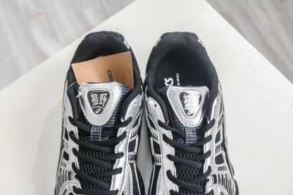 Asics Gel-Kayano 12.1 亞瑟士百搭休閒運動慢跑鞋 
貨號：1203A759 001
Size：36-47