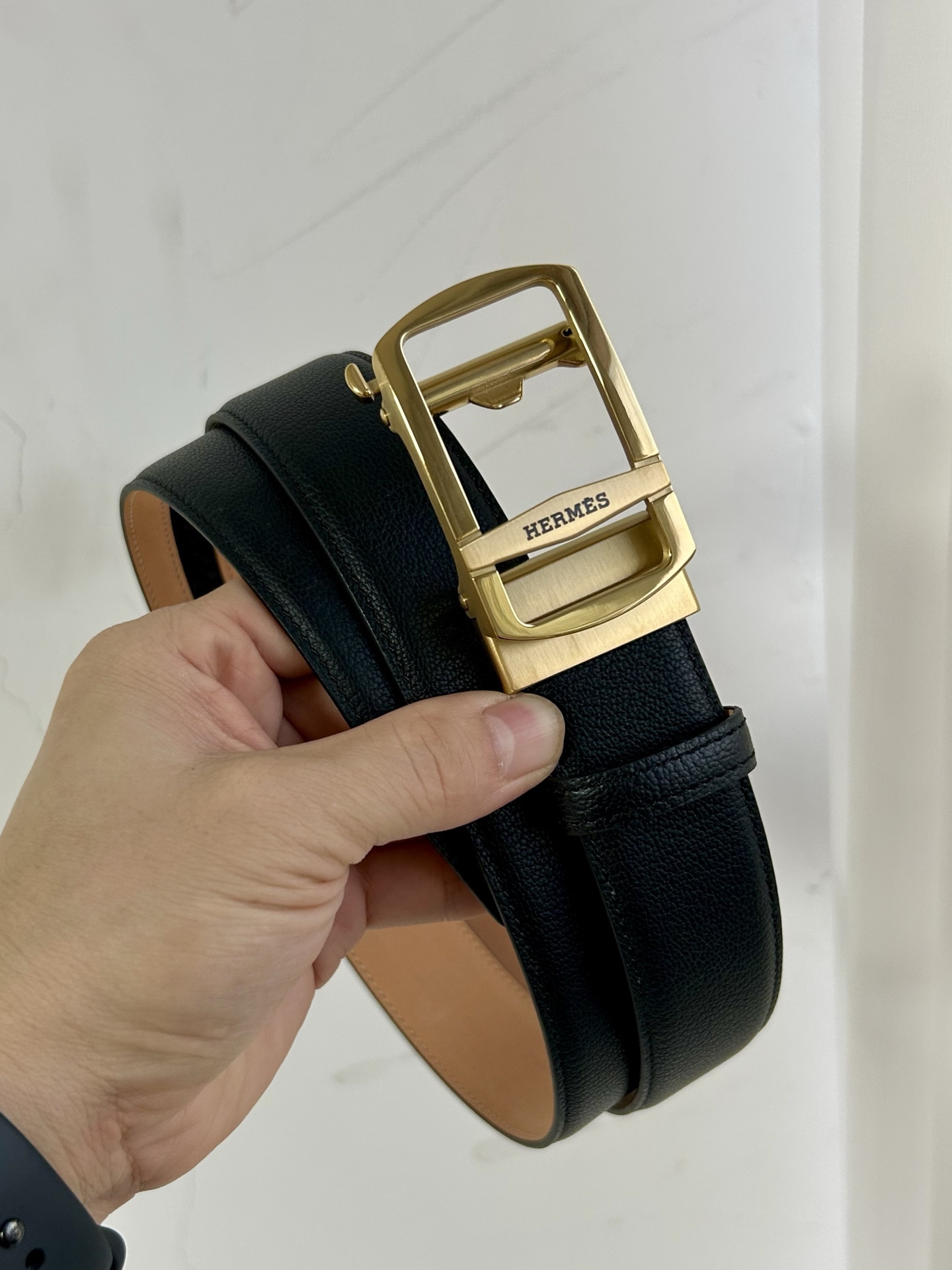 【H家】 新款紋路小牛皮腰帶，寬度3.5cm，搭配新款不鏽鋼自動扣，手感極佳、可以任意裁剪、永恆而經典！轉圖必大賣