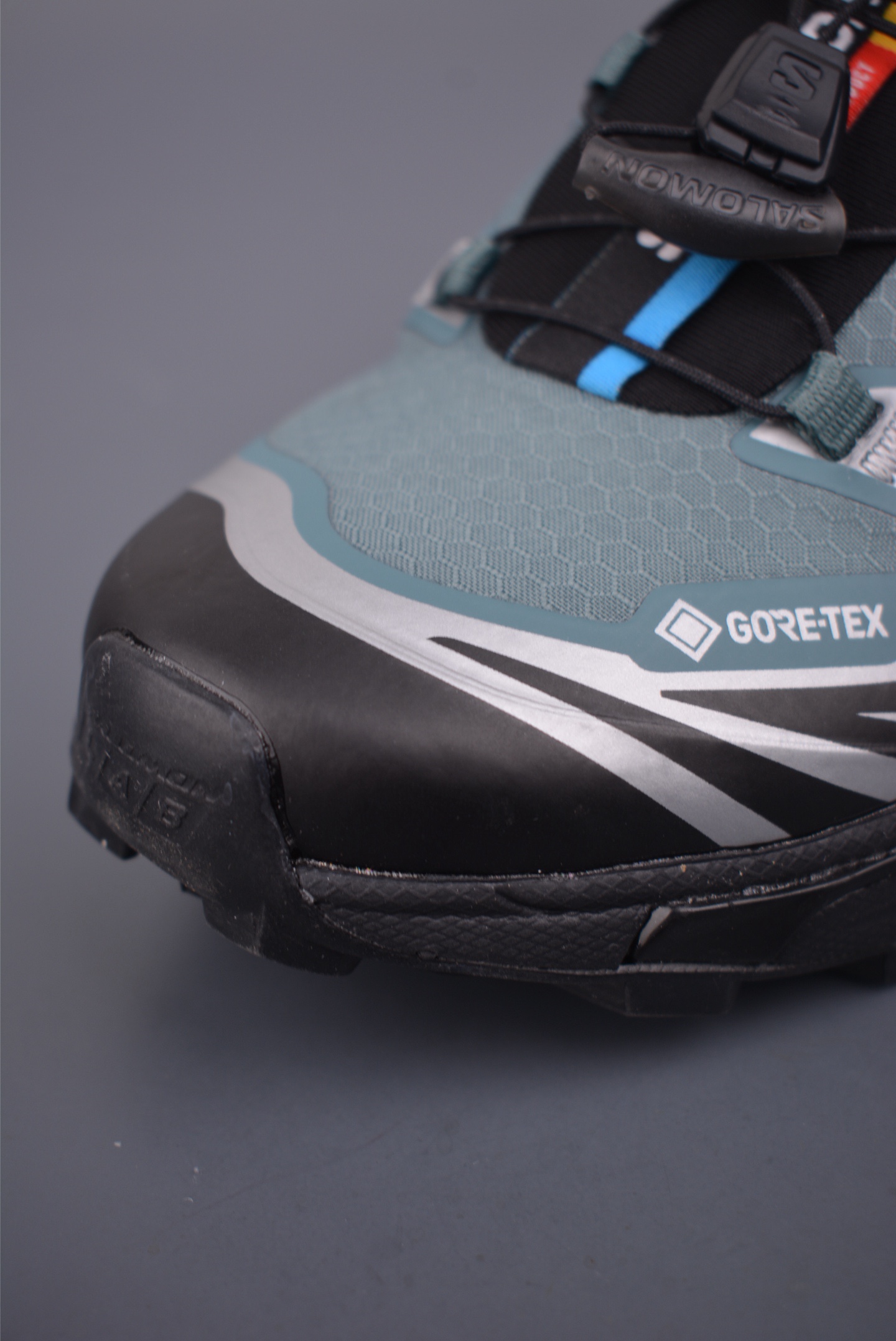 薩洛蒙 Salomon XT-6 
EXPANSE探索者系列 
潮流越野機能戶外休閒運動跑步鞋
官方貨號: 478614 252722
尺碼：36 36.5 37.8 38 38.5 39 40 40.5 41 42 42.5 43 44 44.5 45