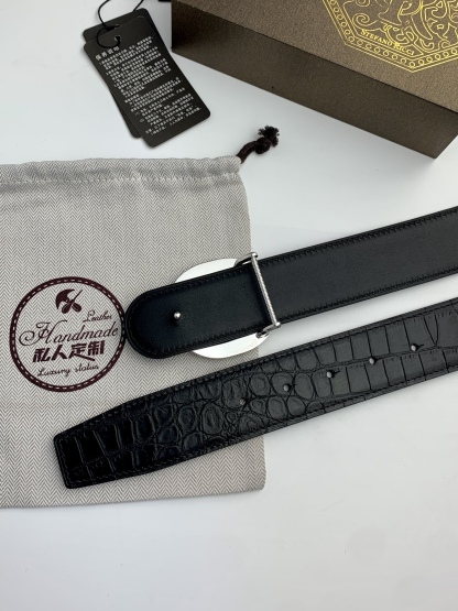 【史蒂芬】專櫃鰐魚紋黑色牛皮腰帶，元夾層系列，搭配新款不鏽鋼虎頭扣，寬度3.8cm，長度不可調節，尺碼（85-110）具有獨特吸引力！