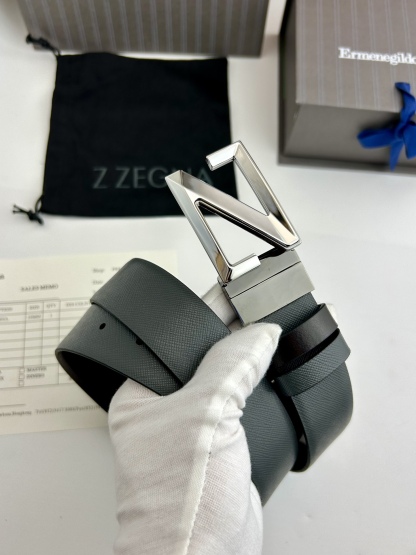 傑尼亞【Zegna】何謂當代男士 活動造型 系列，新款純銅旋轉Z字扣，雙面可用 隨心搭配，寬3.5cm，男士風尚的全新概念.